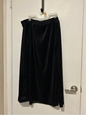 Black velvet maxi skirt